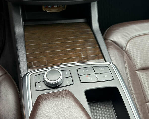 Черный Мерседес ГЛ-класс, объемом двигателя 3 л и пробегом 178 тыс. км за 32999 $, фото 39 на Automoto.ua