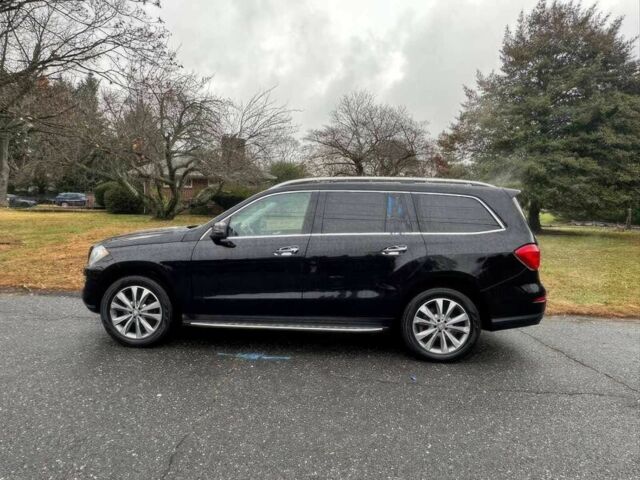 Чорний Мерседес ГЛ-Клас, об'ємом двигуна 4.7 л та пробігом 82 тис. км за 5400 $, фото 3 на Automoto.ua