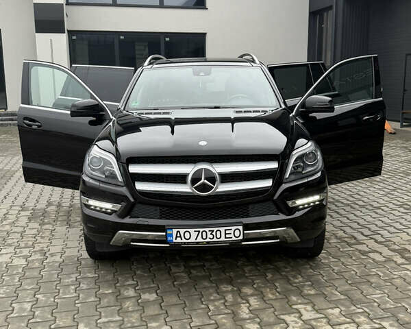 Черный Мерседес ГЛ-класс, объемом двигателя 3 л и пробегом 178 тыс. км за 32999 $, фото 21 на Automoto.ua