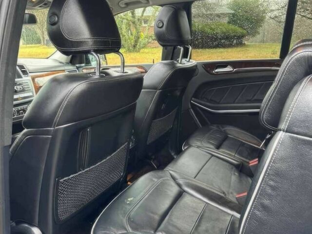 Чорний Мерседес ГЛ-Клас, об'ємом двигуна 4.7 л та пробігом 82 тис. км за 5400 $, фото 11 на Automoto.ua