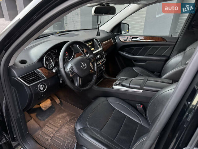 Мерседес ГЛ-Клас 2014 у Вінниці на Automoto.ua Чорний Мерседес ГЛ-Клас, об'ємом двигуна 3 л та пробігом 297 тис. км за 23500 $, фото 6 на Automoto.ua