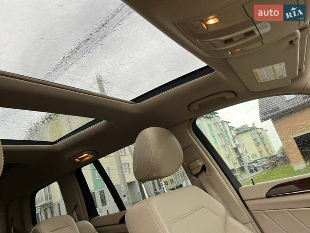 Чорний Мерседес ГЛ-Клас, об'ємом двигуна 3 л та пробігом 250 тис. км за 30000 $, фото 12 на Automoto.ua