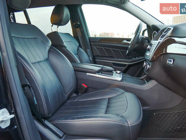 Черный Мерседес ГЛ-класс, объемом двигателя 2.99 л и пробегом 230 тыс. км за 26000 $, фото 20 на Automoto.ua