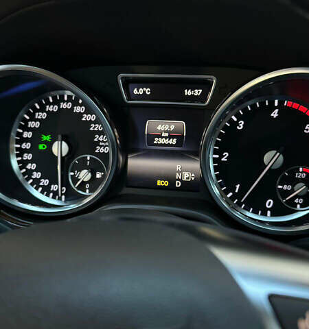 Черный Мерседес ГЛ-класс, объемом двигателя 2.99 л и пробегом 230 тыс. км за 20000 $, фото 44 на Automoto.ua