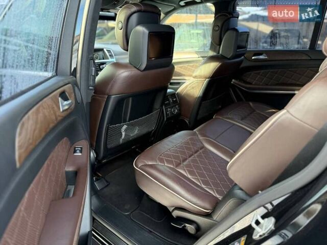 Чорний Мерседес ГЛ-Клас, об'ємом двигуна 4.66 л та пробігом 194 тис. км за 27000 $, фото 34 на Automoto.ua