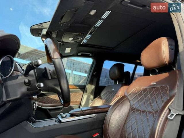Чорний Мерседес ГЛ-Клас, об'ємом двигуна 4.66 л та пробігом 194 тис. км за 27000 $, фото 18 на Automoto.ua