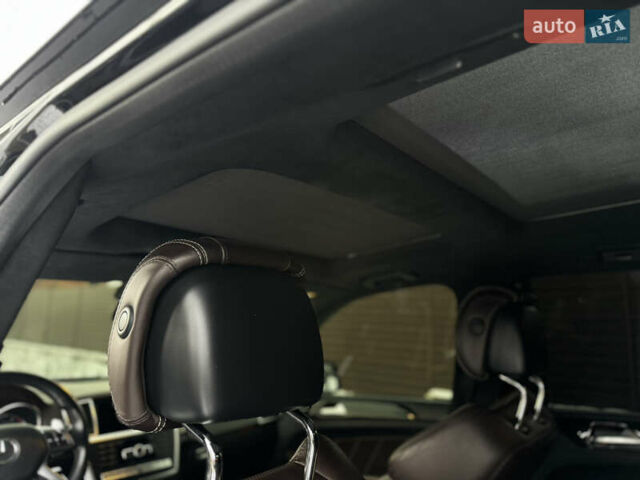 Черный Мерседес ГЛ-класс, объемом двигателя 5.5 л и пробегом 205 тыс. км за 44000 $, фото 62 на Automoto.ua