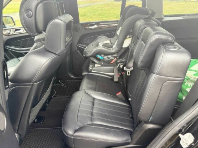 Черный Мерседес ГЛ-класс, объемом двигателя 3 л и пробегом 90 тыс. км за 5400 $, фото 10 на Automoto.ua