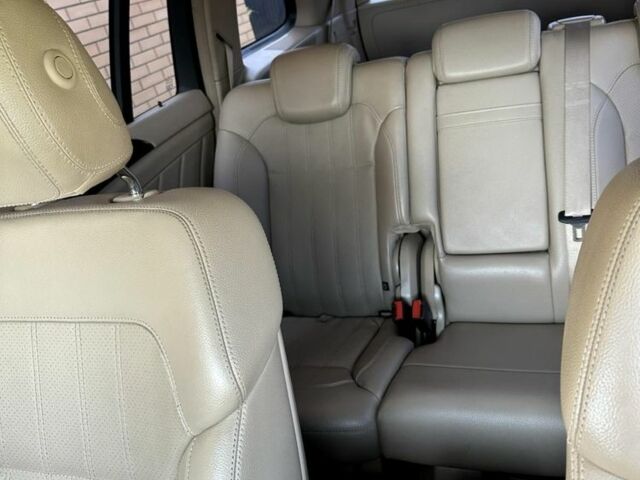 Чорний Мерседес ГЛ-Клас, об'ємом двигуна 3 л та пробігом 299 тис. км за 20500 $, фото 4 на Automoto.ua