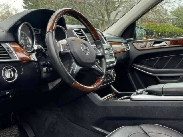 Чорний Мерседес ГЛ-Клас, об'ємом двигуна 4.7 л та пробігом 82 тис. км за 5400 $, фото 9 на Automoto.ua