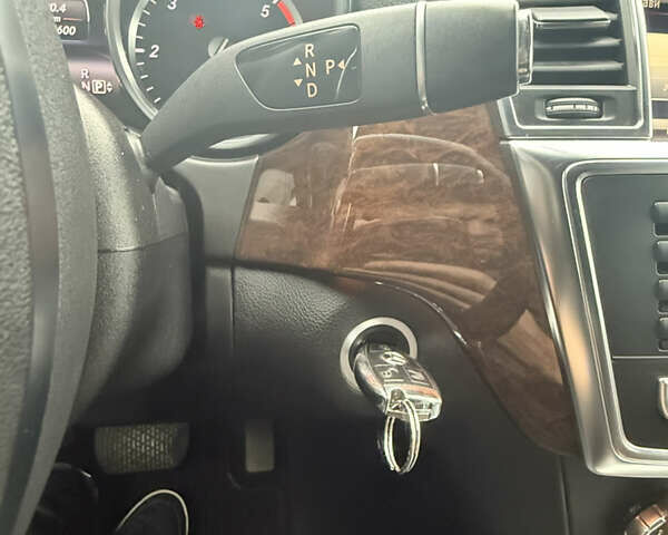 Черный Мерседес ГЛ-класс, объемом двигателя 3 л и пробегом 178 тыс. км за 32999 $, фото 64 на Automoto.ua