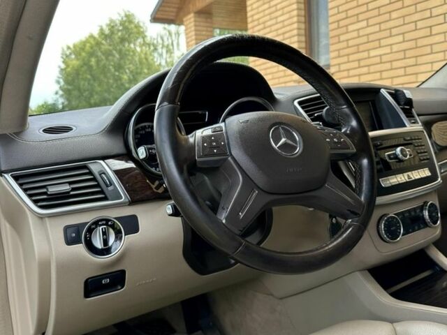 Чорний Мерседес ГЛ-Клас, об'ємом двигуна 3 л та пробігом 299 тис. км за 20500 $, фото 7 на Automoto.ua