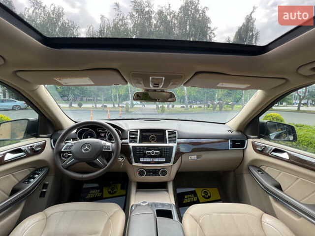 Чорний Мерседес ГЛ-Клас, об'ємом двигуна 3 л та пробігом 236 тис. км за 26200 $, фото 12 на Automoto.ua