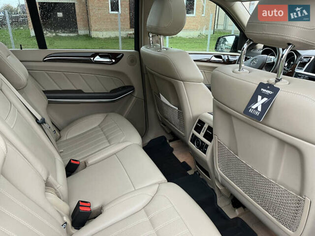 Чорний Мерседес ГЛ-Клас, об'ємом двигуна 3 л та пробігом 250 тис. км за 30000 $, фото 13 на Automoto.ua