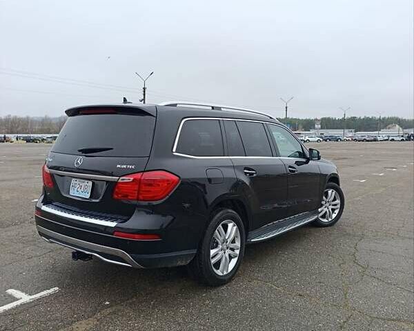 Черный Мерседес ГЛ-класс, объемом двигателя 3 л и пробегом 159 тыс. км за 23000 $, фото 4 на Automoto.ua