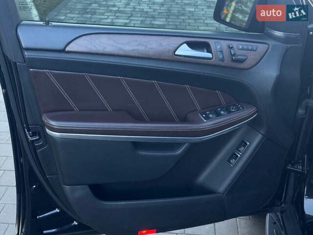 Черный Мерседес ГЛ-класс, объемом двигателя 5.46 л и пробегом 148 тыс. км за 42000 $, фото 19 на Automoto.ua
