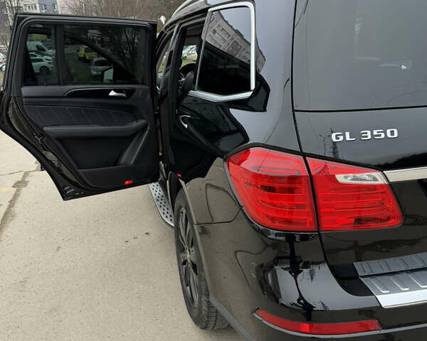 Чорний Мерседес ГЛ-Клас, об'ємом двигуна 2.99 л та пробігом 350 тис. км за 25000 $, фото 2 на Automoto.ua