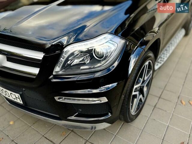 Мерседес ГЛ-класс 2015 в Киеве на Automoto.ua Черный Мерседес ГЛ-класс, объемом двигателя 3 л и пробегом 229 тыс. км за 30900 $, фото 15 на Automoto.ua