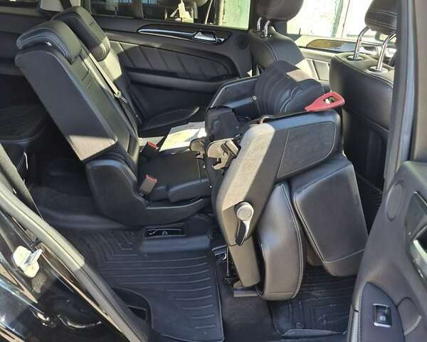 Черный Мерседес ГЛ-класс, объемом двигателя 2.99 л и пробегом 240 тыс. км за 27400 $, фото 17 на Automoto.ua