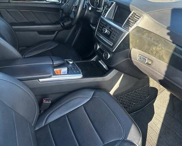 Чорний Мерседес ГЛ-Клас, об'ємом двигуна 2.99 л та пробігом 180 тис. км за 27500 $, фото 27 на Automoto.ua