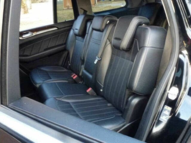 Черный Мерседес ГЛ-класс, объемом двигателя 3 л и пробегом 75 тыс. км за 12800 $, фото 10 на Automoto.ua