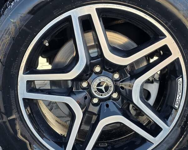 Мерседес ГЛ-класс 2015 в Залещиках на Automoto.ua Черный Мерседес ГЛ-класс, объемом двигателя 2.99 л и пробегом 282 тыс. км за 27200 $, фото 15 на Automoto.ua