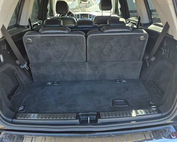 Черный Мерседес ГЛ-класс, объемом двигателя 2.99 л и пробегом 240 тыс. км за 27400 $, фото 18 на Automoto.ua