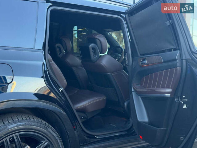 Черный Мерседес ГЛ-класс, объемом двигателя 5.46 л и пробегом 148 тыс. км за 42000 $, фото 26 на Automoto.ua