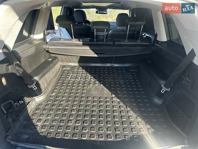 Чорний Мерседес ГЛ-Клас, об'ємом двигуна 2.99 л та пробігом 180 тис. км за 27500 $, фото 21 на Automoto.ua