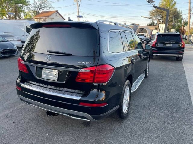 Черный Мерседес ГЛ-класс, объемом двигателя 3 л и пробегом 118 тыс. км за 6200 $, фото 1 на Automoto.ua