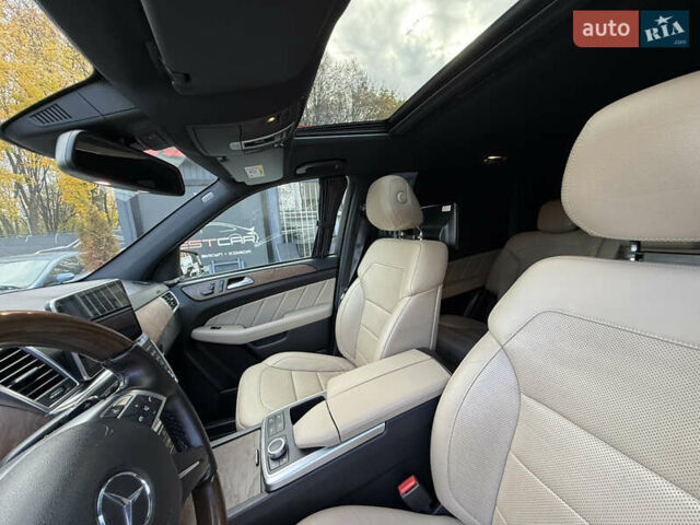 Черный Мерседес ГЛ-класс, объемом двигателя 3 л и пробегом 271 тыс. км за 35000 $, фото 19 на Automoto.ua