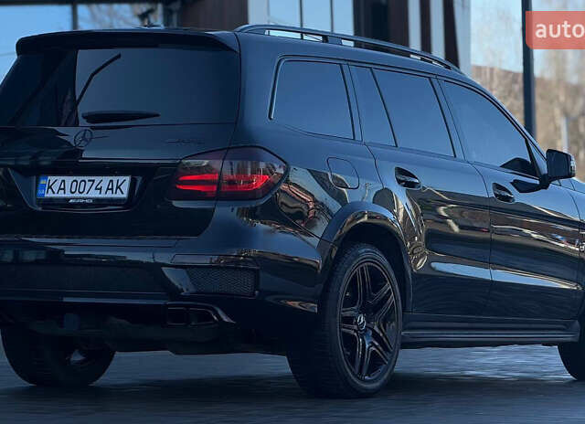 Черный Мерседес ГЛ-класс, объемом двигателя 5.46 л и пробегом 148 тыс. км за 42000 $, фото 3 на Automoto.ua