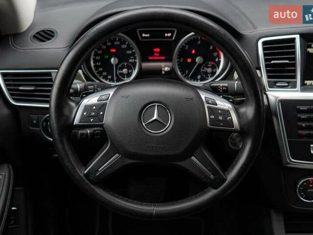 Черный Мерседес ГЛ-класс, объемом двигателя 2.99 л и пробегом 176 тыс. км за 35000 $, фото 23 на Automoto.ua