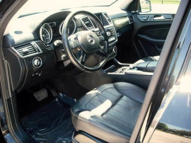 Мерседес ГЛ-Клас 2015 у Чернігові на Automoto.ua Чорний Мерседес ГЛ-Клас, об'ємом двигуна 3 л та пробігом 79 тис. км за 9200 $, фото 6 на Automoto.ua