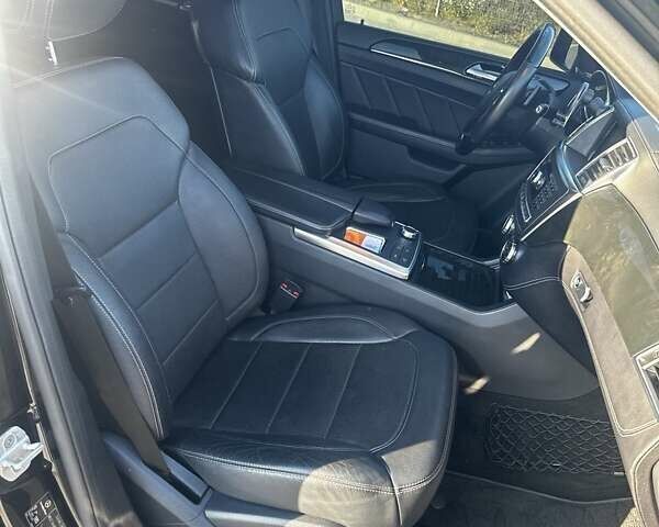 Чорний Мерседес ГЛ-Клас, об'ємом двигуна 2.99 л та пробігом 180 тис. км за 27500 $, фото 25 на Automoto.ua