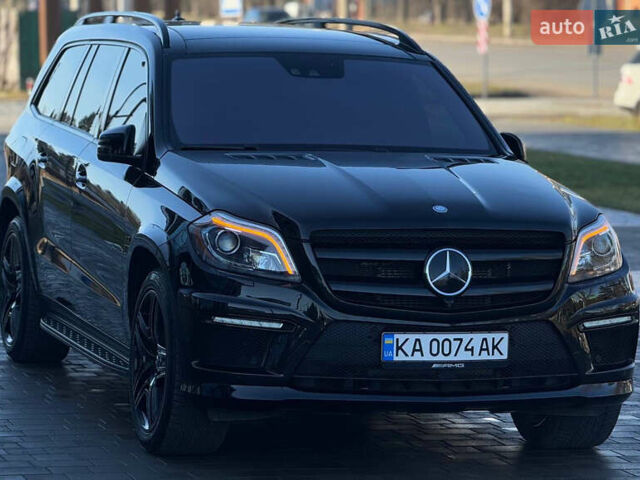 Черный Мерседес ГЛ-класс, объемом двигателя 5.46 л и пробегом 148 тыс. км за 42000 $, фото 2 на Automoto.ua