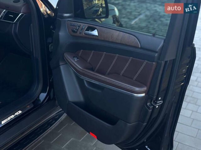 Черный Мерседес ГЛ-класс, объемом двигателя 5.46 л и пробегом 148 тыс. км за 42000 $, фото 22 на Automoto.ua