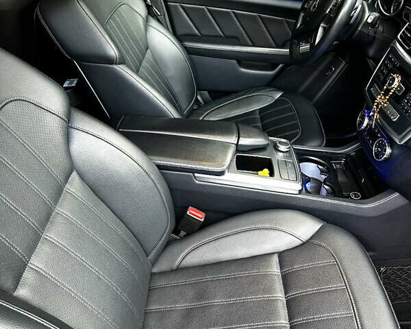 Черный Мерседес ГЛ-класс, объемом двигателя 3 л и пробегом 262 тыс. км за 30000 $, фото 22 на Automoto.ua