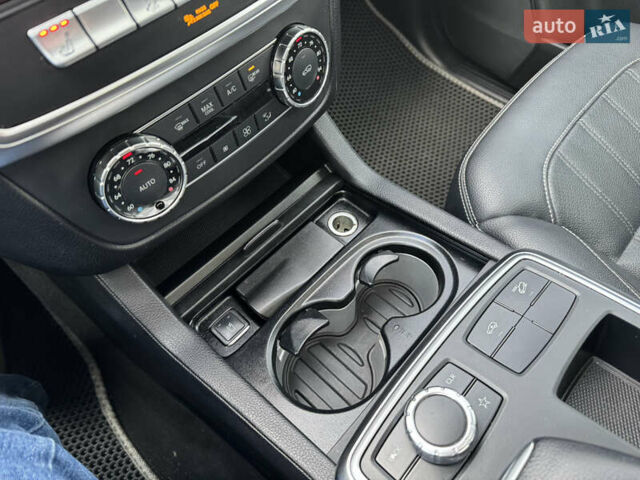 Черный Мерседес ГЛ-класс, объемом двигателя 2.99 л и пробегом 237 тыс. км за 29990 $, фото 23 на Automoto.ua