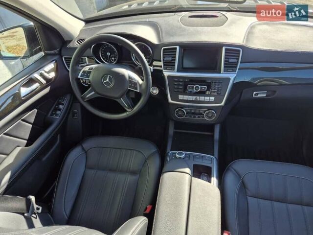 Черный Мерседес ГЛ-класс, объемом двигателя 2.99 л и пробегом 240 тыс. км за 27400 $, фото 10 на Automoto.ua