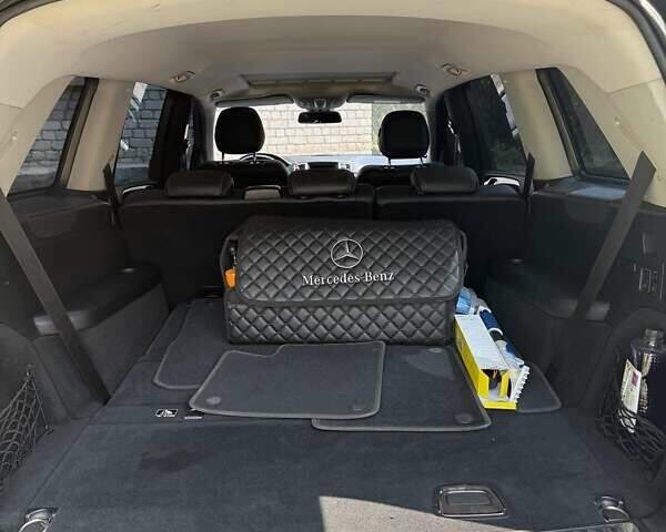 Черный Мерседес ГЛ-класс, объемом двигателя 3 л и пробегом 151 тыс. км за 37800 $, фото 14 на Automoto.ua