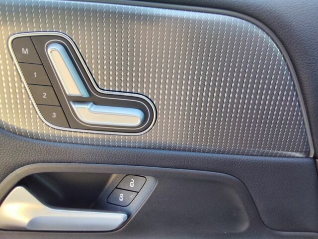 Мерседес ГЛ-класс 2021 в Днепре (Днепропетровске) на Automoto.ua Черный Мерседес ГЛ-класс, объемом двигателя 2 л и пробегом 25 тыс. км за 30000 $, фото 23 на Automoto.ua