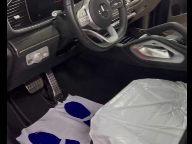 Черный Мерседес ГЛ-класс, объемом двигателя 2 л и пробегом 78 тыс. км за 67000 $, фото 7 на Automoto.ua