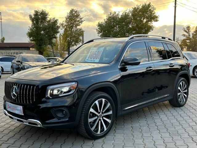 Черный Мерседес ГЛ-класс, объемом двигателя 2 л и пробегом 30 тыс. км за 33000 $, фото 2 на Automoto.ua