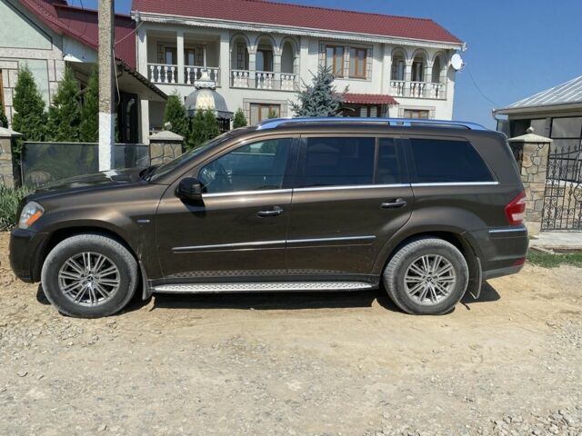 Коричневый Мерседес ГЛ-класс, объемом двигателя 3 л и пробегом 265 тыс. км за 17000 $, фото 6 на Automoto.ua