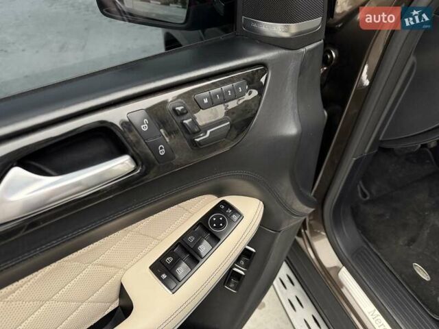 Коричневий Мерседес ГЛ-Клас, об'ємом двигуна 4.66 л та пробігом 210 тис. км за 25500 $, фото 25 на Automoto.ua