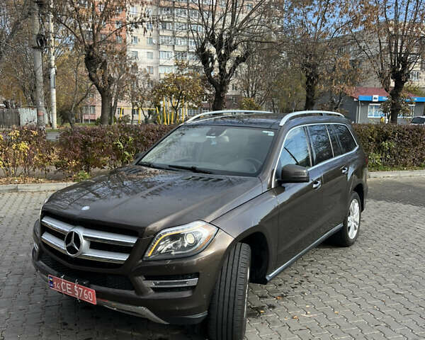 Коричневый Мерседес ГЛ-класс, объемом двигателя 3 л и пробегом 196 тыс. км за 27500 $, фото 1 на Automoto.ua