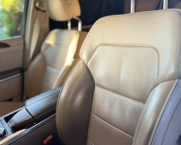 Коричневый Мерседес ГЛ-класс, объемом двигателя 4.66 л и пробегом 217 тыс. км за 27000 $, фото 15 на Automoto.ua