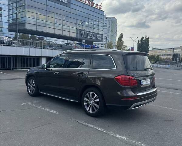 Мерседес ГЛ-Клас 2013 у Харкові на Automoto.ua Коричневий Мерседес ГЛ-Клас, об'ємом двигуна 3 л та пробігом 218 тис. км за 26000 $, фото 4 на Automoto.ua