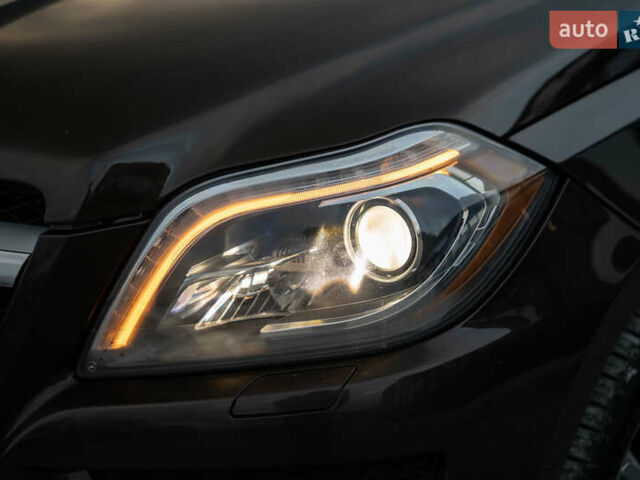 Коричневый Мерседес ГЛ-класс, объемом двигателя 3 л и пробегом 196 тыс. км за 28800 $, фото 14 на Automoto.ua